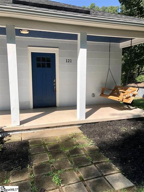 121 Ryan St, Easley, SC 29640 photo 2