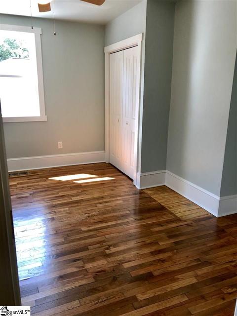 121 Ryan St, Easley, SC 29640 photo 9