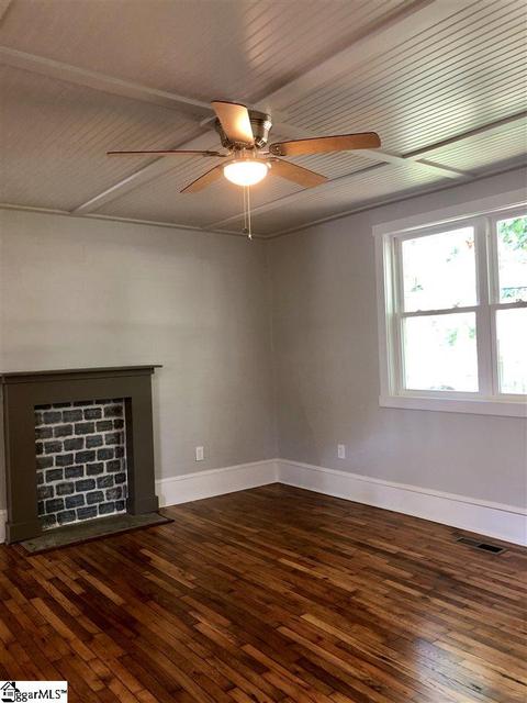 121 Ryan St, Easley, SC 29640 photo 5
