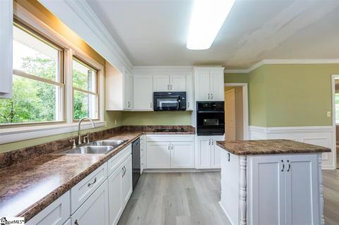 111 Post Oak Rd, Duncan, SC 29334 photo 12