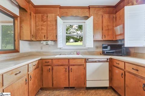 218 James Rd, Greer, SC 29650 photo 10