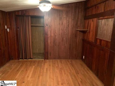 121 Shadowbrook Ct, Easley, SC 29640 photo 3