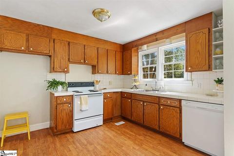 147 Noble Rd, Easley, SC 29640 photo 3