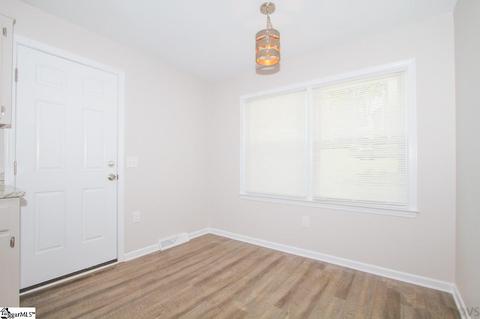 321 Jamestown Rd, Easley, SC 29640 photo 8