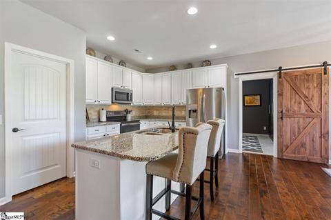 676 Chartwell Dr, Greer, SC 29650 photo 6