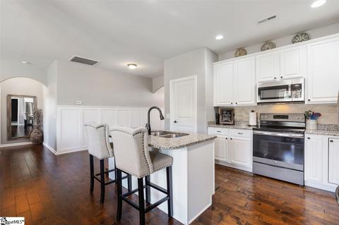 676 Chartwell Dr, Greer, SC 29650 photo 8