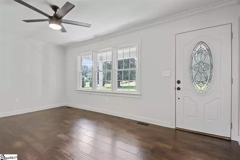 406 Pace Valley Rd, Easley, SC 29640 photo 5