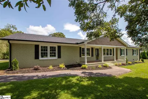 406 Pace Valley Rd, Easley, SC 29640 photo 2