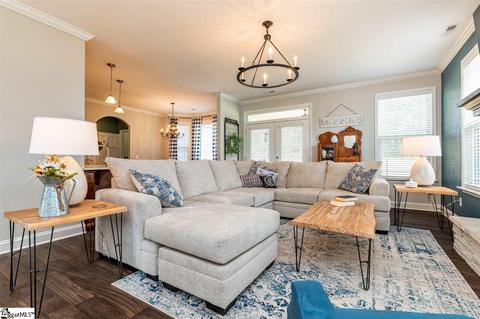 515 Turning Leaf Ln, Greer, SC 29651 photo 4