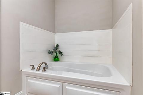 515 Turning Leaf Ln, Greer, SC 29651 photo 17