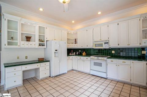 565 Barnett Rd, Greer, SC 29651 photo 11