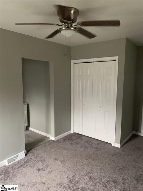3 Gallivan St, Greer, SC 29650 photo 9