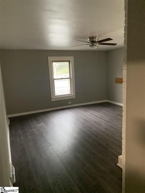 3 Gallivan St, Greer, SC 29650 photo 6