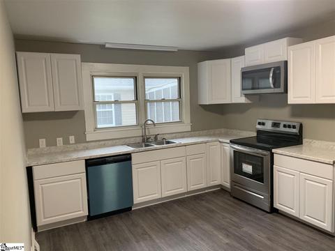 3 Gallivan St, Greer, SC 29650 photo 3