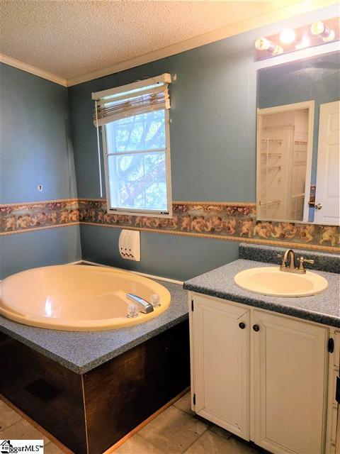 120 Westmoore Dr, Moore, SC 29369 photo 9