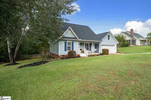 200 Princeton Dr, Easley, SC 29640 photo 2