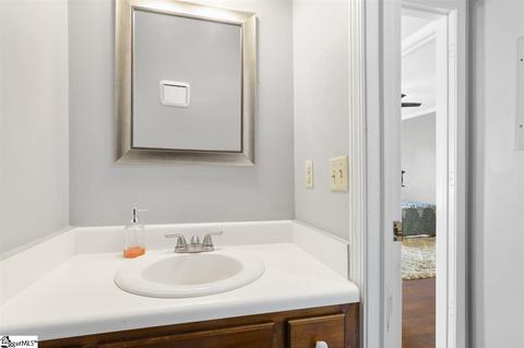 200 Princeton Dr, Easley, SC 29640 photo 16