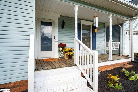 200 Princeton Dr, Easley, SC 29640 photo 4