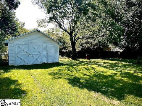 609 W 4th Ave, Easley, SC 29640 photo 17