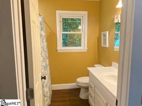 609 W 4th Ave, Easley, SC 29640 photo 5