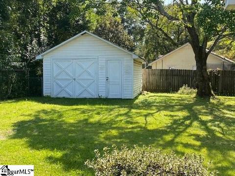 609 W 4th Ave, Easley, SC 29640 photo 16