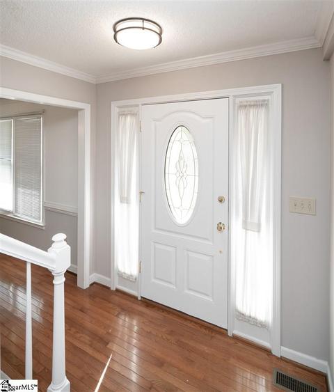 106 Richland Dr, Easley, SC 29642 photo 4
