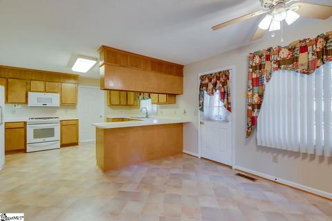 102 Patio Rd, Easley, SC 29642 photo 10