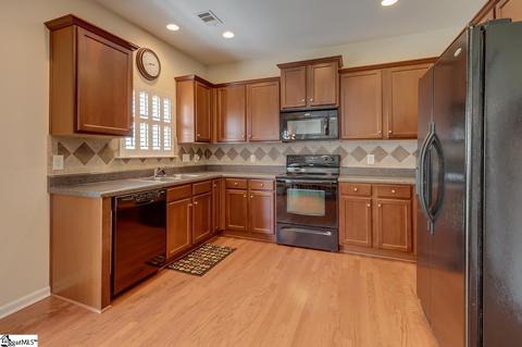 416 Chartwell Dr, Greer, SC 29650 photo 3
