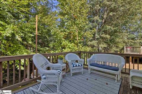 24 Killarney Ln, Greer, SC 29650 photo 2