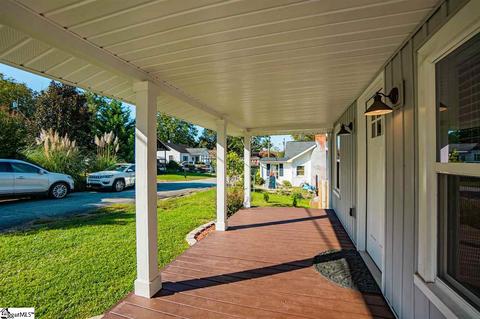 109 Mcdaniel Ave, Easley, SC 29640 photo 5