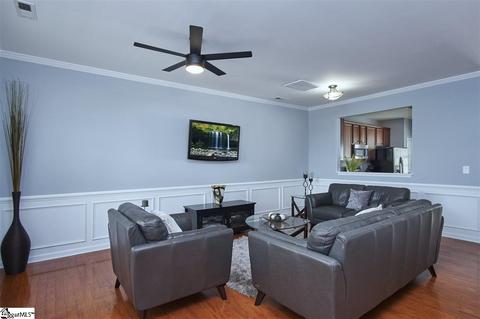331 Intrepid Ct, Greer, SC 29650 photo 3