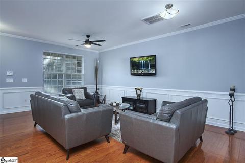 331 Intrepid Ct, Greer, SC 29650 photo 4