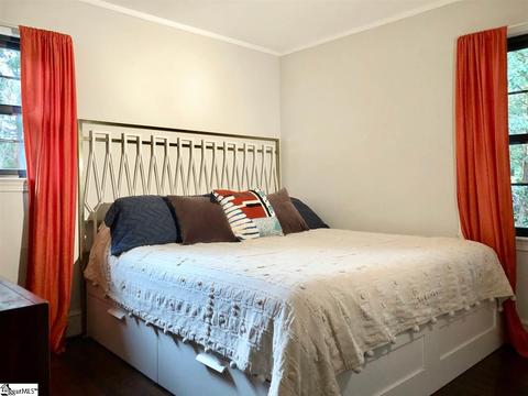 716 S E St, Easley, SC 29640 photo 9