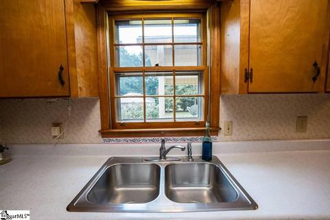 13 Circle Dr, Mauldin, SC 29662 photo 10