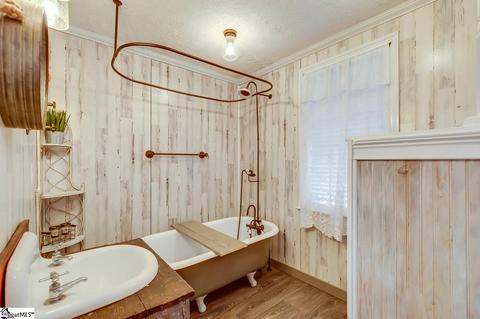 614 W 4th Ave, Easley, SC 29640 photo 20