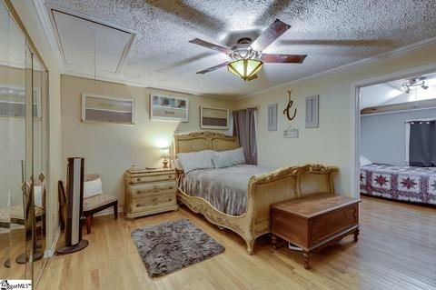 614 W 4th Ave, Easley, SC 29640 photo 16