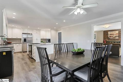 112 Post Dr, Greer, SC 29650 photo 9