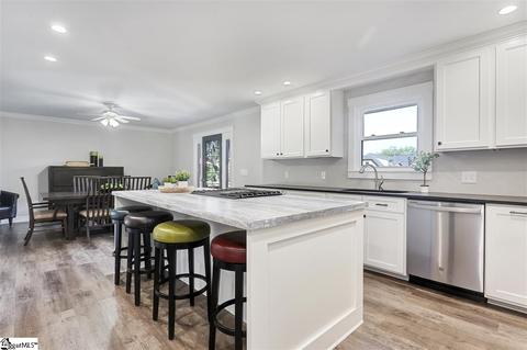 112 Post Dr, Greer, SC 29650 photo 10