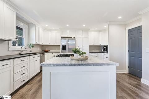 112 Post Dr, Greer, SC 29650 photo 11