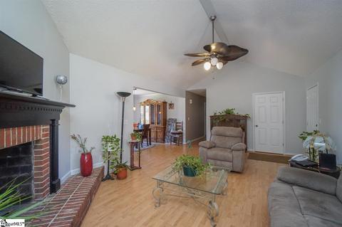 4 Fairview Pl, Greer, SC 29651 photo 6
