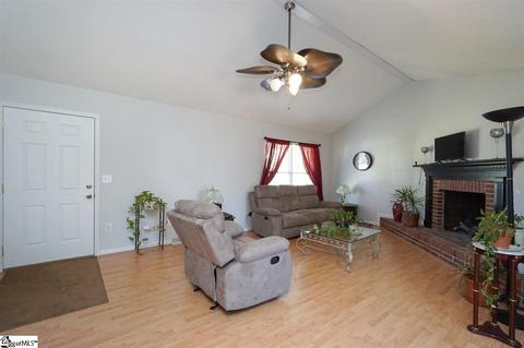 4 Fairview Pl, Greer, SC 29651 photo 3