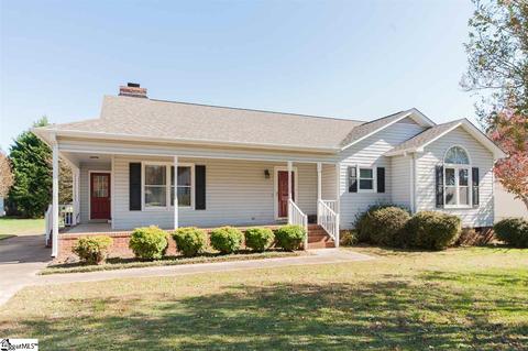 4 Fairview Pl, Greer, SC 29651 photo 2
