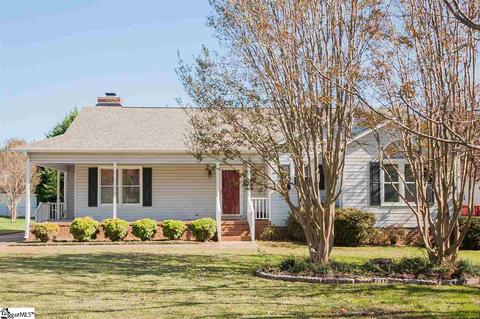 4 Fairview Pl, Greer, SC 29651 photo 1