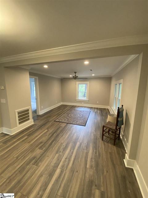 403 Trussell St, Honea Path, SC 29654 photo 2