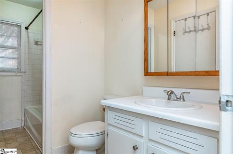 113 Biltmore Cir, Easley, SC 29642 photo 14
