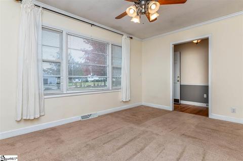 113 Biltmore Cir, Easley, SC 29642 photo 8