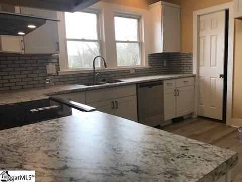 110 Hillcrest Dr, Easley, SC 29640 photo 5