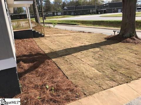 110 Hillcrest Dr, Easley, SC 29640 photo 3