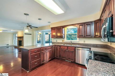 206 W Killarney Lk, Moore, SC 29369 photo 12