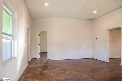 2 10th St, Greer, SC 29651 photo 8